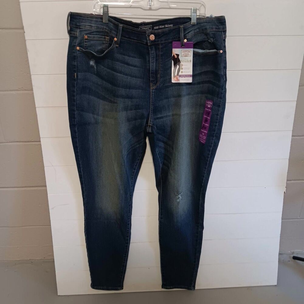 Levi's Dark Blue Skinny Jeans